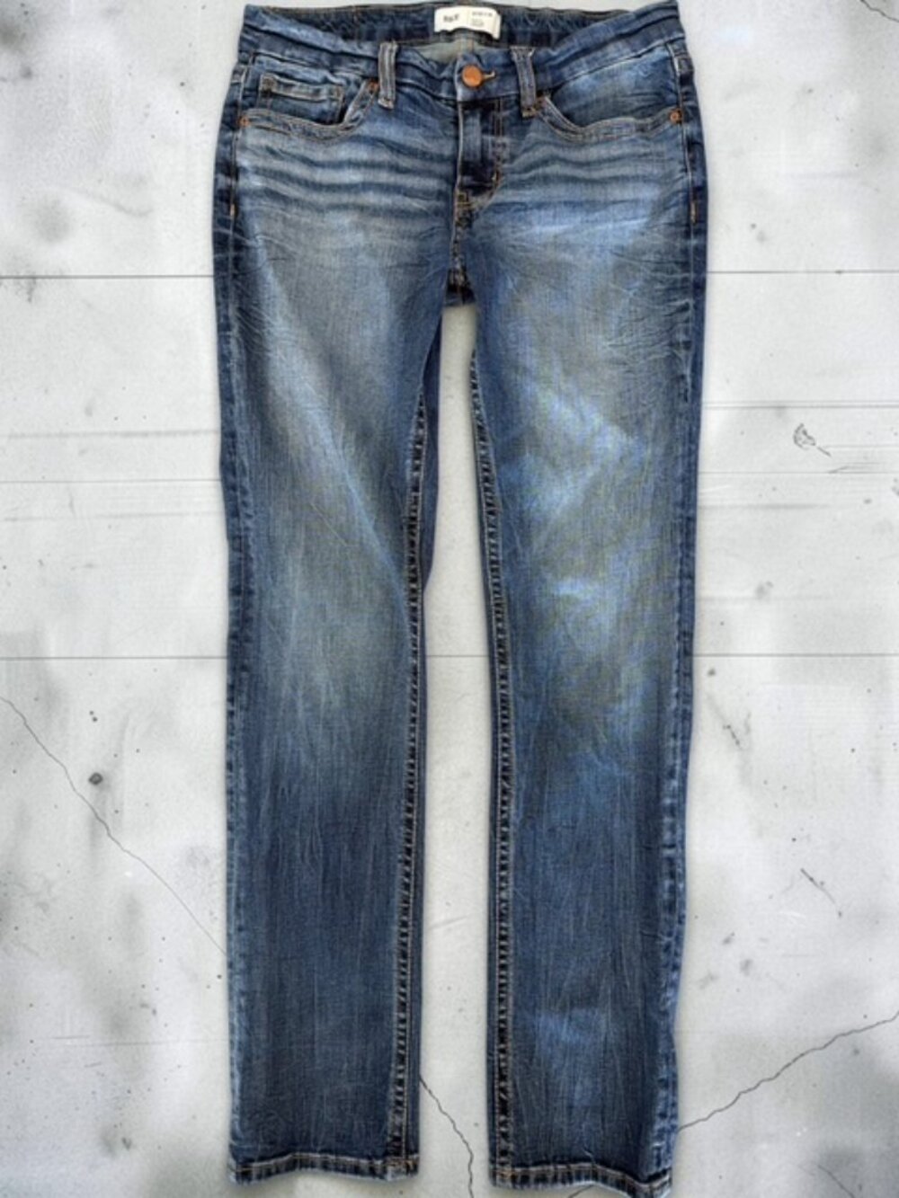 BKE Stella Low Rise Straight Jeans Medium Wash Size 29